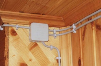 хороший электрик